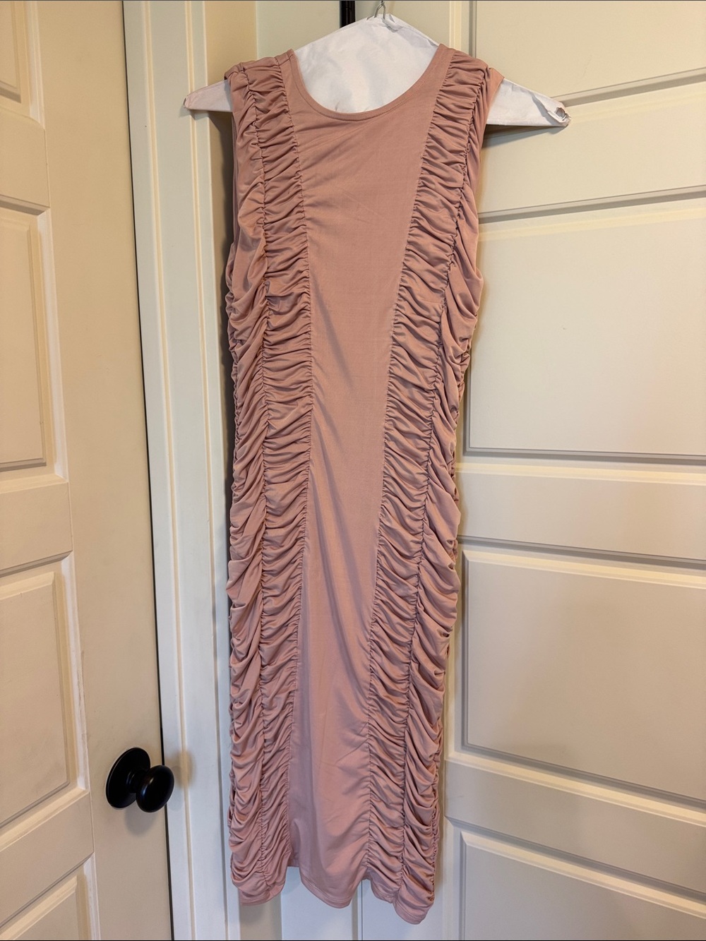 Venus Sleeveless Ruched Bodycon Dress in Dusty Rose